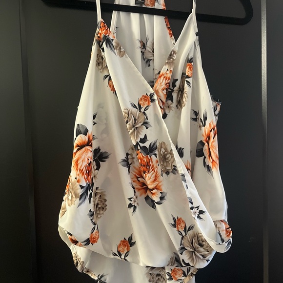 SHEIN Floral Top - Picture 2 of 3